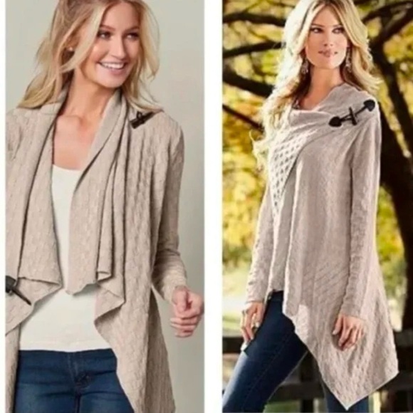 Venus Beige Tan Basket Weave Wrap Sweater with Toggle Closure 
NWT 
Size Small - Picture 16 of 16